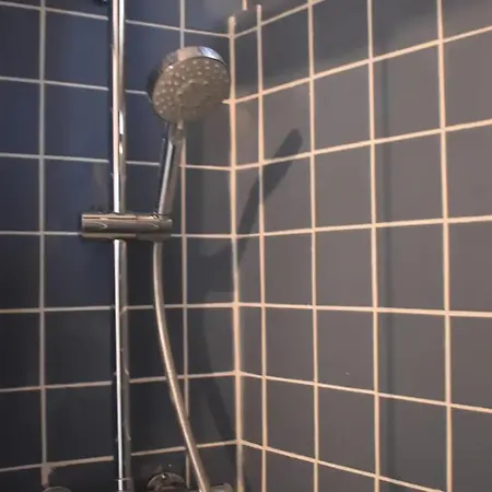 Modern 2 Bedroom Quai De Valmy Paris