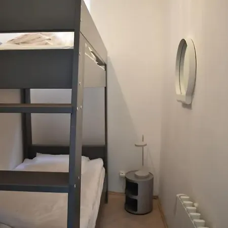 Modern 2 Bedroom Quai De Valmy *